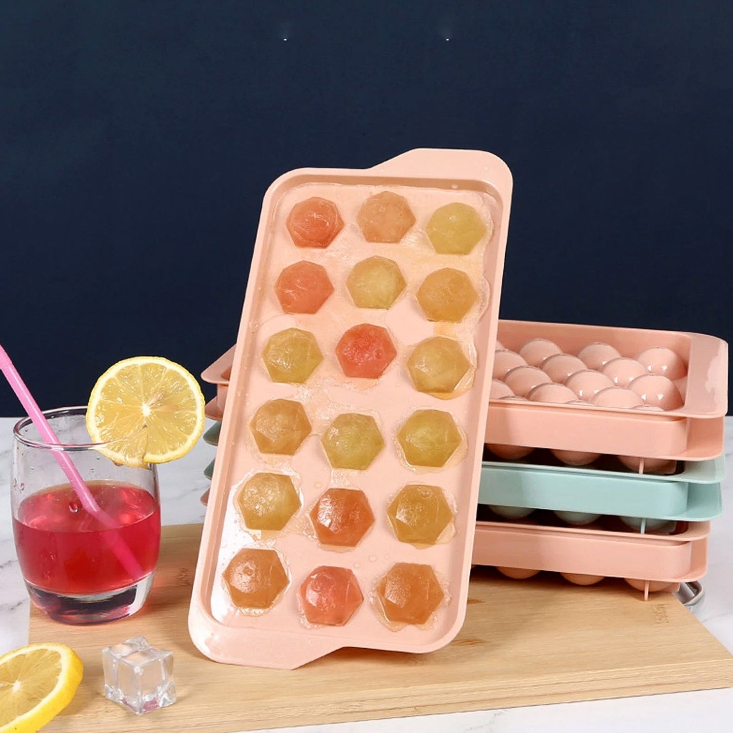 Durable Plastic Ice Cube Tray (1 Pc)