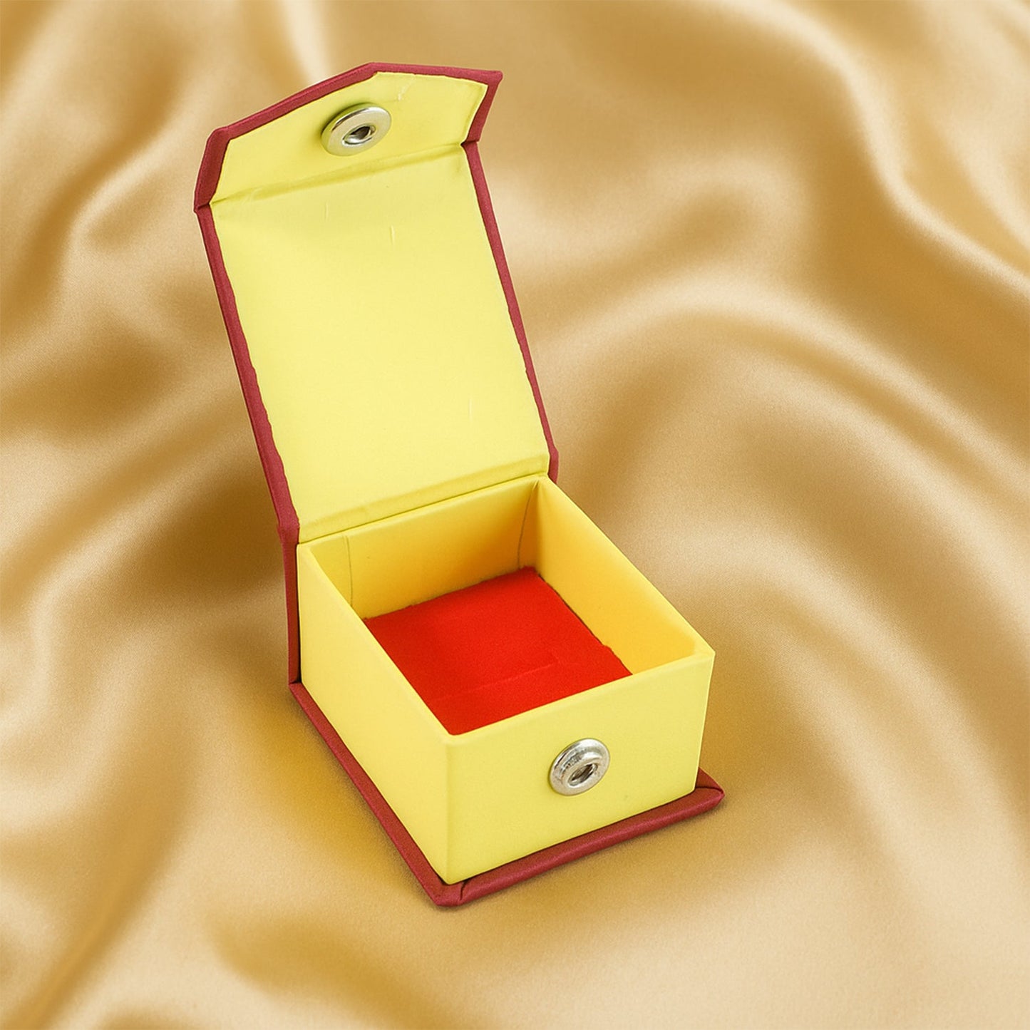 Premium Elegant Ring Gift Box with Soft Velvet Cushion