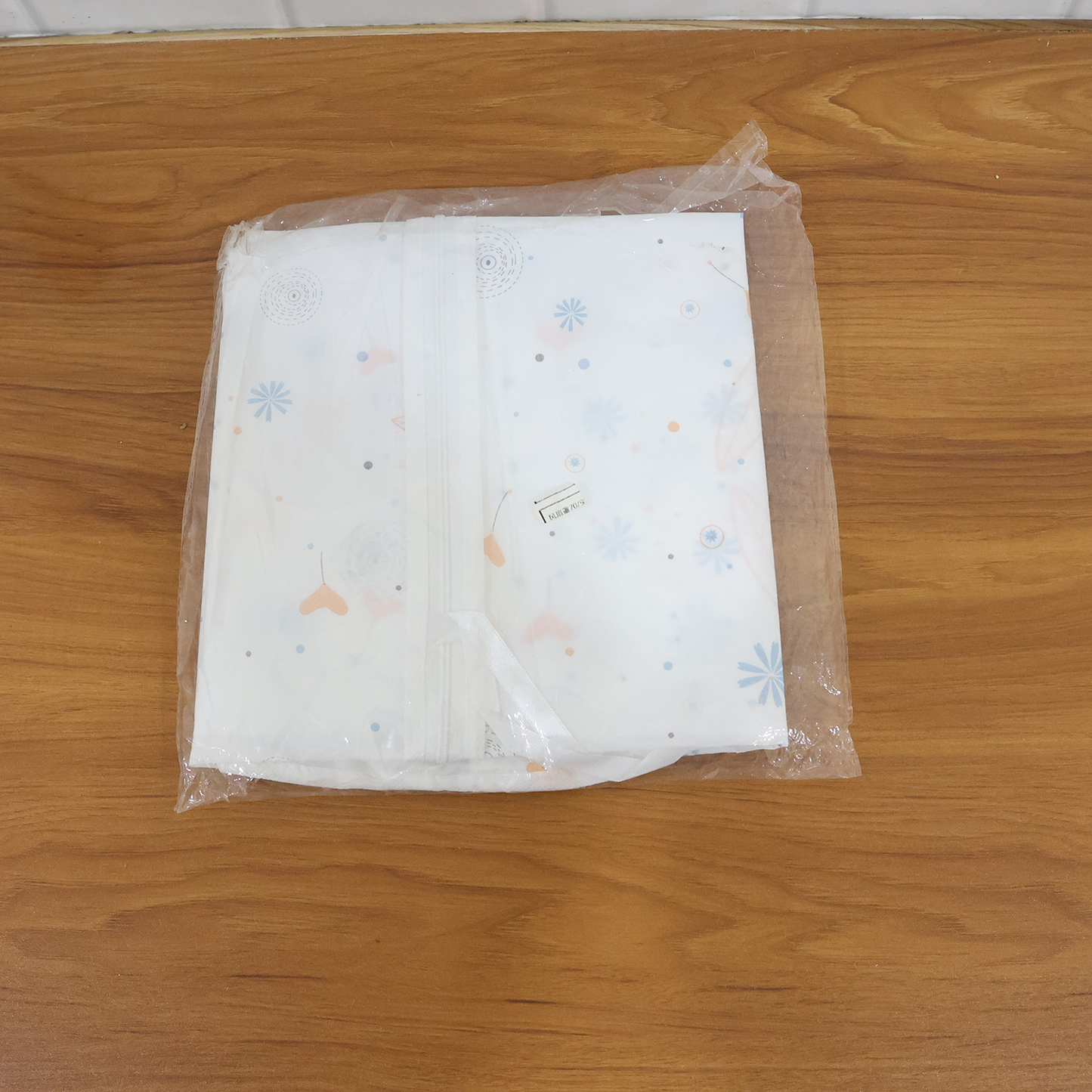 Multipurpose Non-Woven Garment Storage Cover